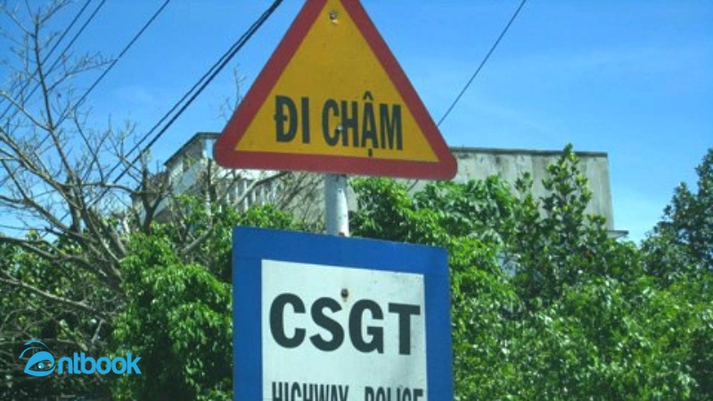 biển báo đi chậm