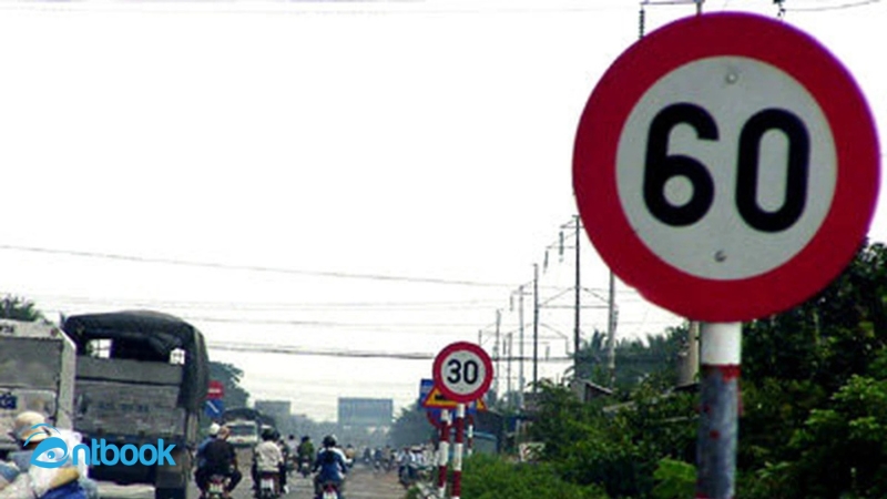 Biển hạn chế tốc độ