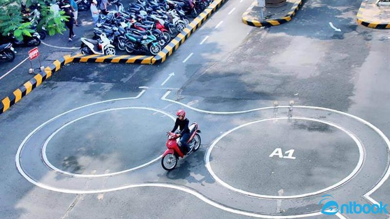 Cách đi vòng số 8